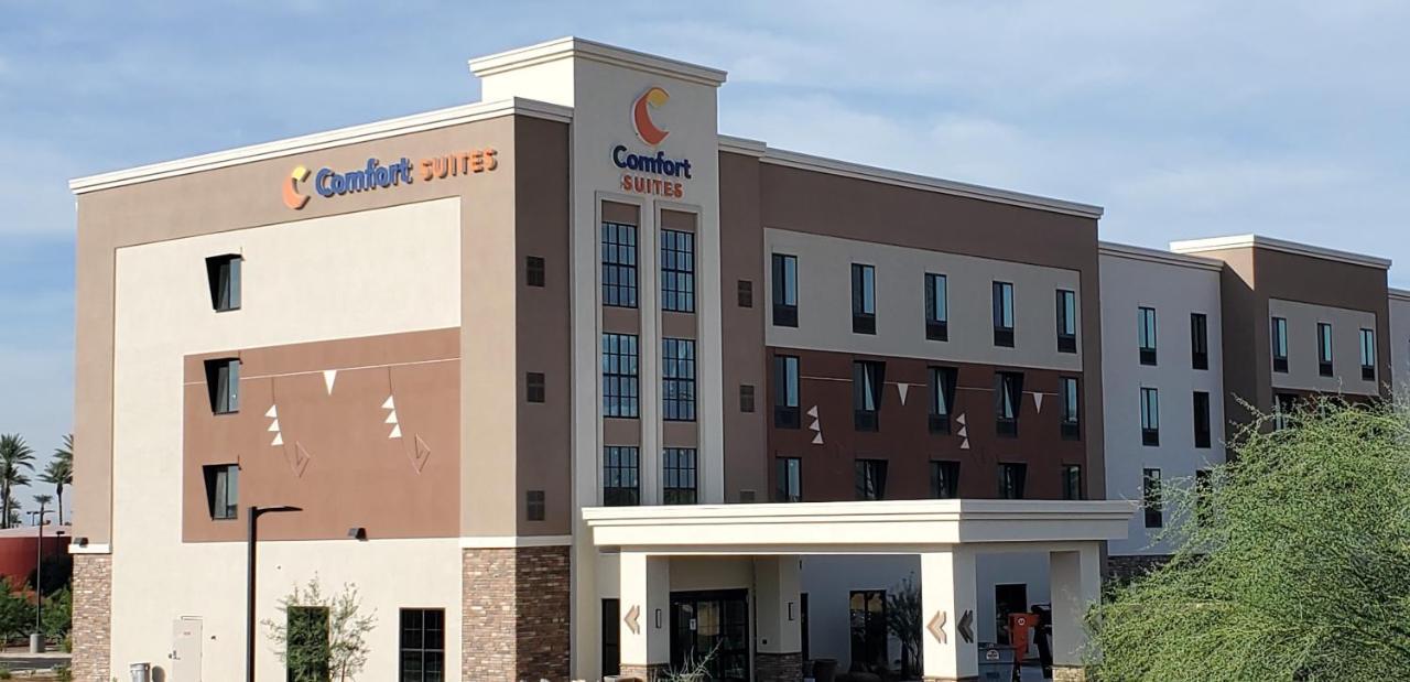 Comfort Suites Scottsdale Talking Stick Entertainment District Exterior foto